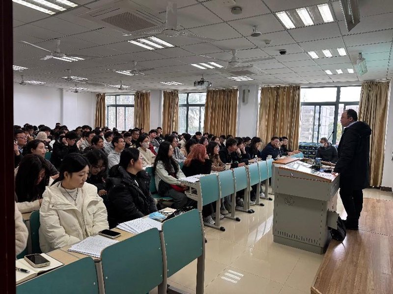 资格证考试题库：如何有效利用与复习